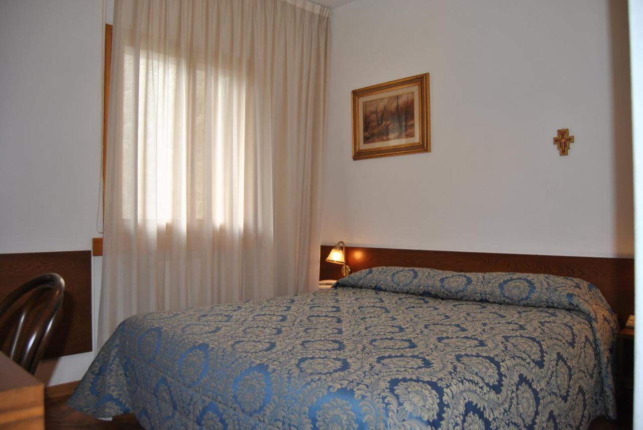 Hotel Archimede Reggello Habitación foto