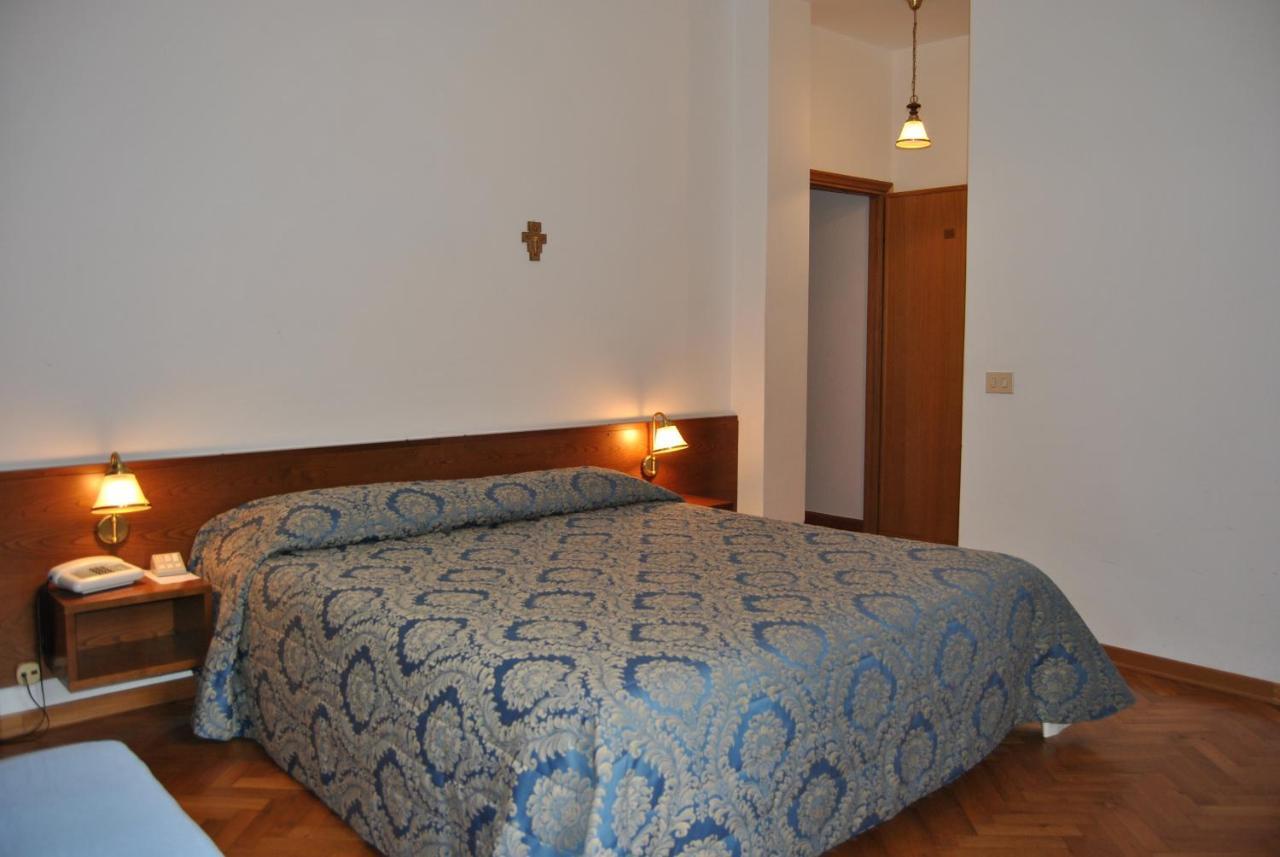 Hotel Archimede Reggello Habitación foto